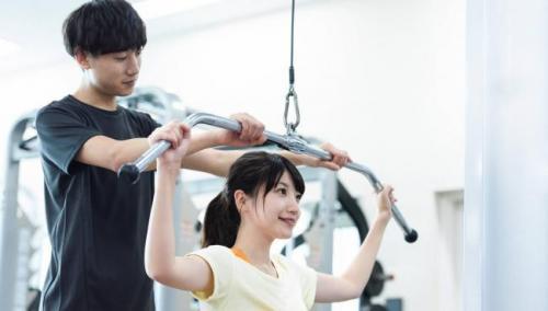 パーソナルトレーニング指導
◎短期の肉体改造というよりは、長期でカウンセリング要素の強い、お客さまの人生に深く寄り添っていく伴走モデルを大切にしています