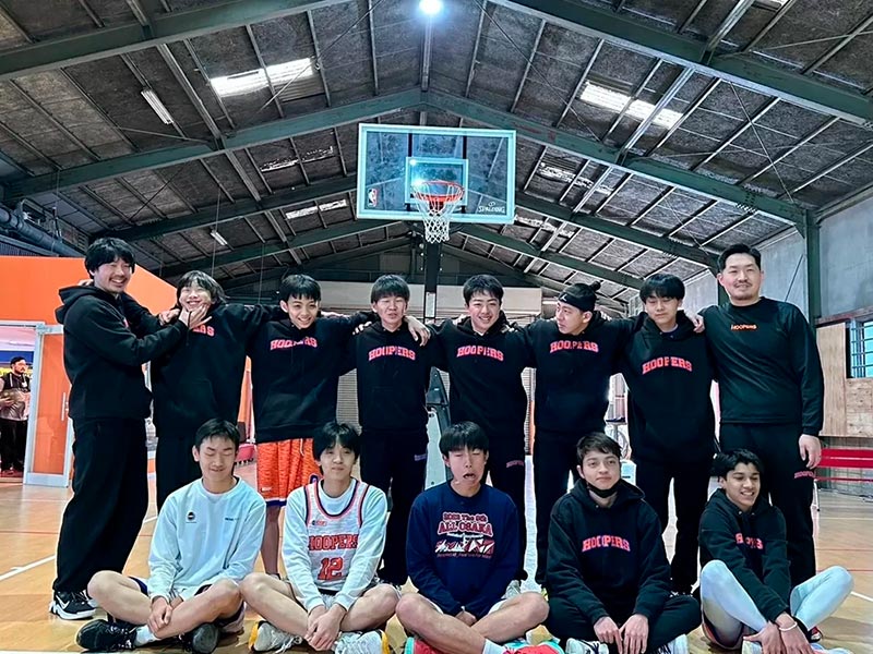 バスケットボールスクール事業
HOOPERS
HOOP7の施設内で開催されており、バスケットボールを通じて子どもたちの成長をサポートしている。